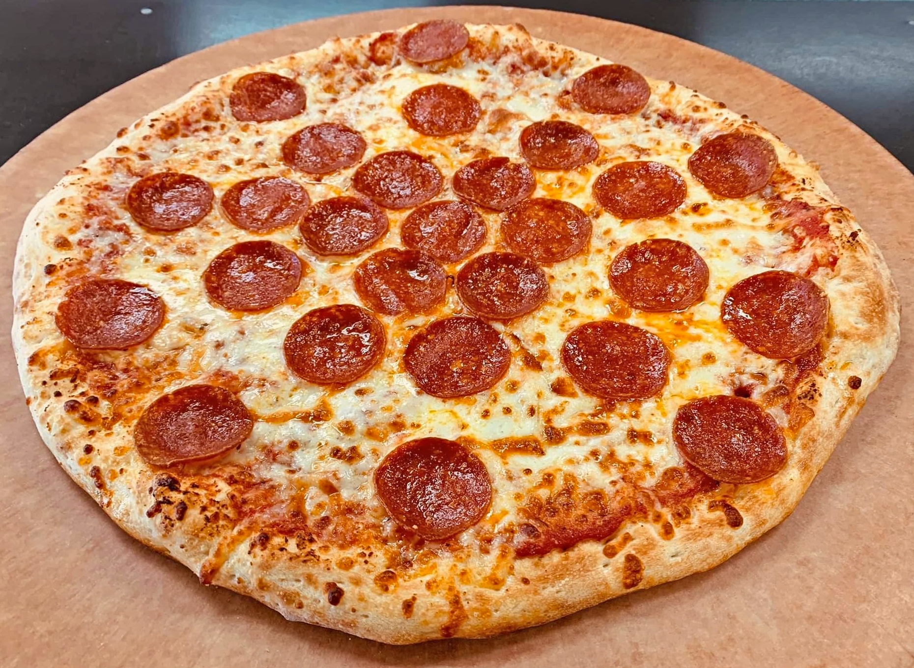 292726824_563901548448923_6072165280054013478_n pepperoni pizza